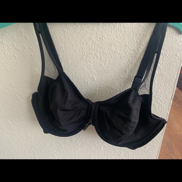 Bras - Picture 2 of 4